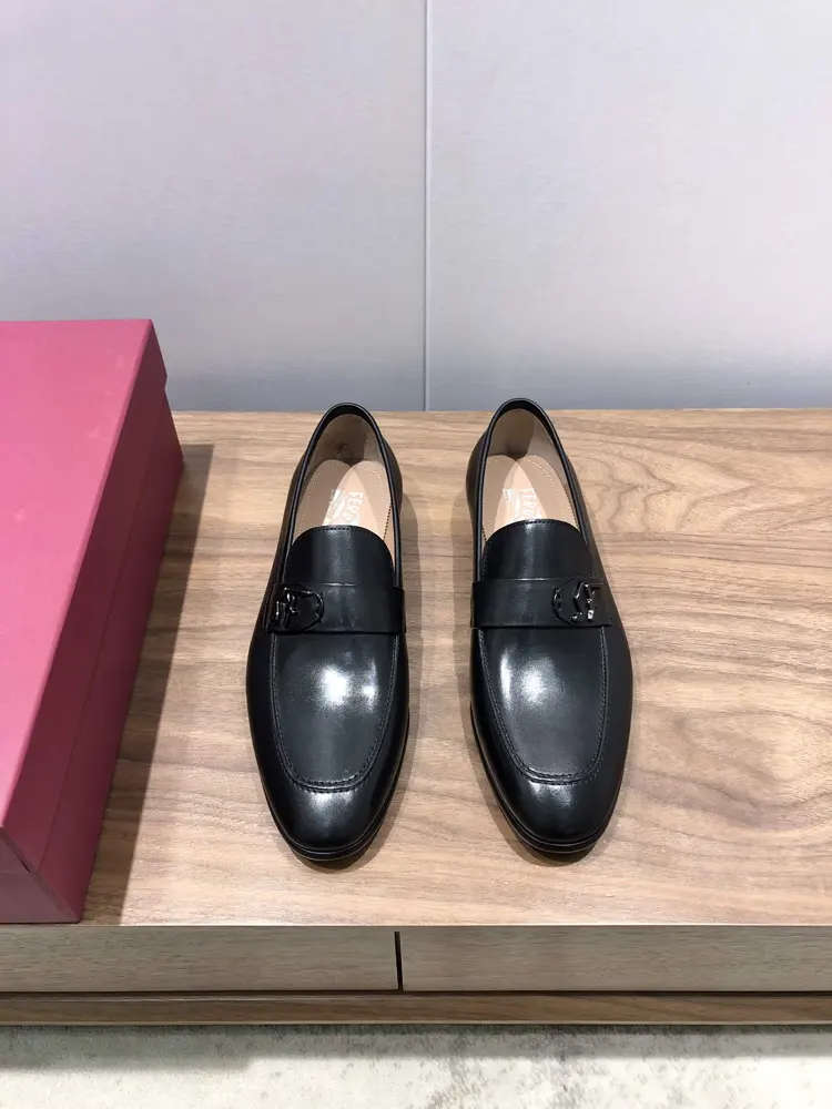 Salvatore Ferragamo men’s leather shoes