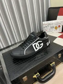 Dolce & Gabbana original quality casual men’s shoes Imported Soft