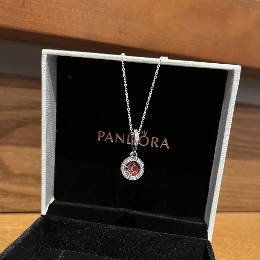 Pandora Red Makeup Brilliant Necklace Set