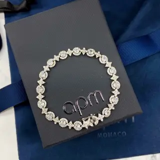 Apm monaco six-pointed star pavé bracelet for women