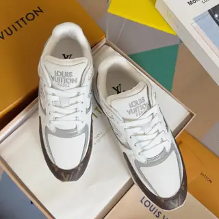 Louis Vuitton Casual Sneakers