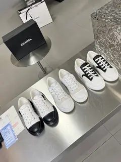 Chanel new diamond color matching biscuit shoes