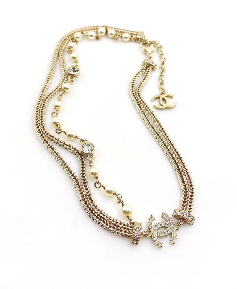 Chanel light gold bow 3-layer necklace