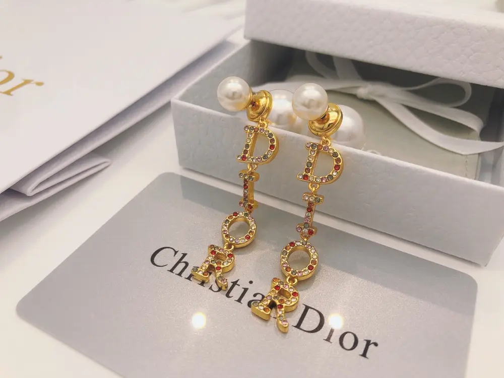 DIOR colored diamond letter earrings The same brass material as the counter
