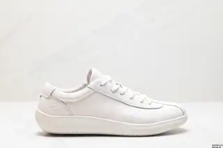 ECCO/ECCO leather casual shoes for men. Lightweight and comfortable round-toe